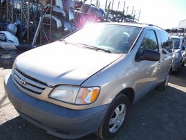 2002 TOYOTA SIENNA LE BEIGE 3.0L AT Z17979